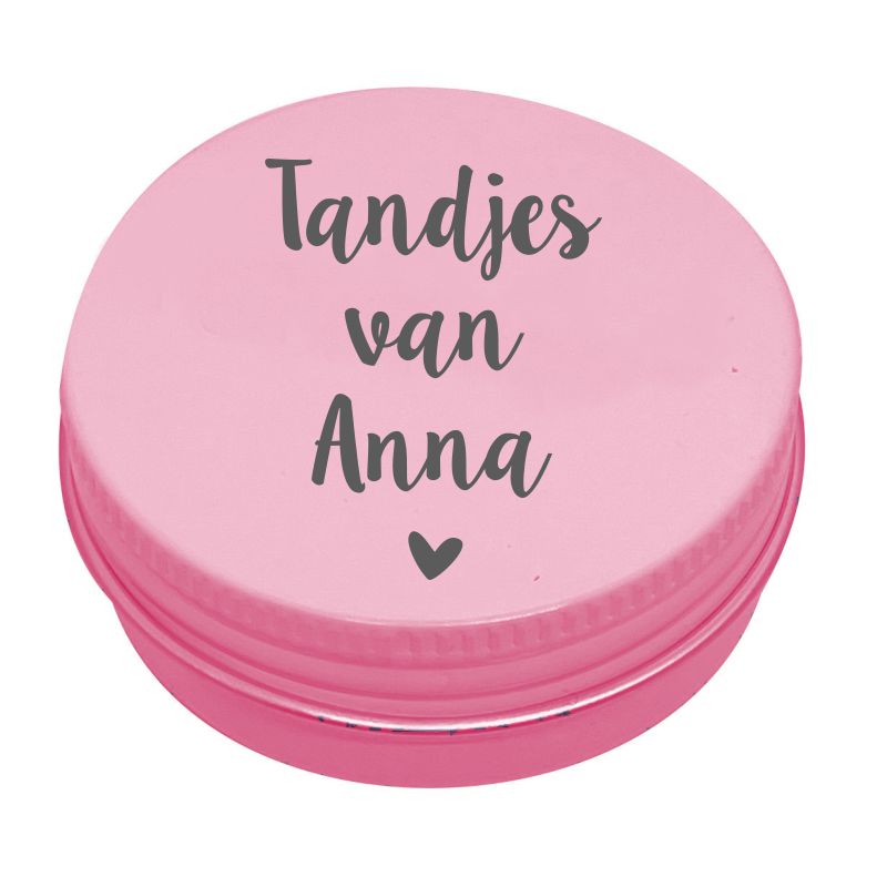 Tandendoosje met naam | sierlijk hartje | roze